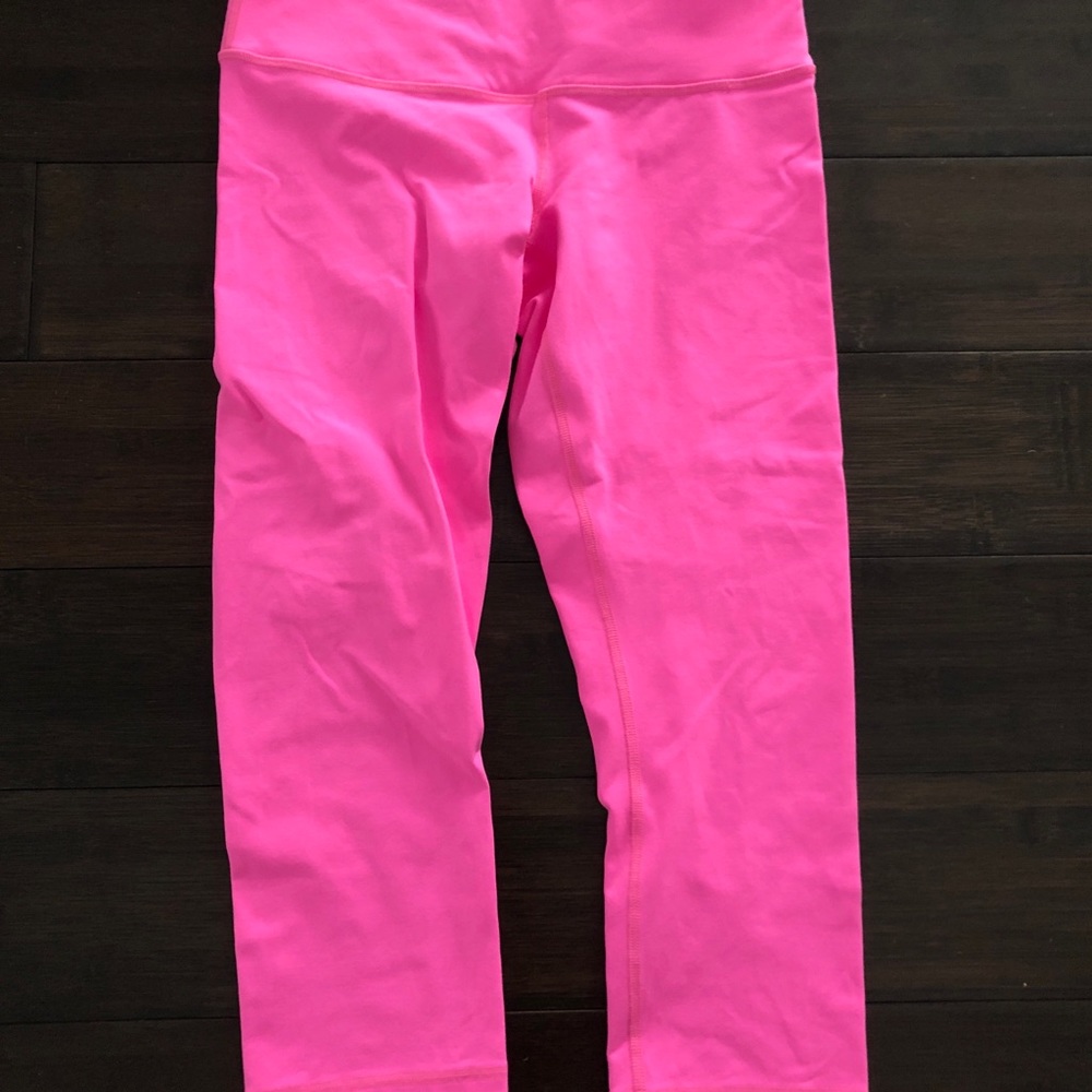 Lulu hot pink crops size 6